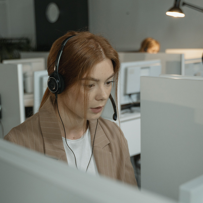 Customer support specialist ready to answer your questions